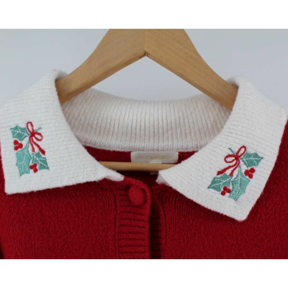 Womens Christmas Cardigan Red Knit Sweater Embroidered Collar Button Front‎ Size - Picture 3 of 7